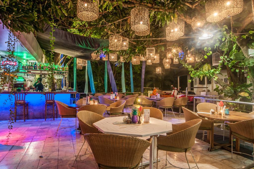 Bali Mystique Hotel & Apartment Семіньяк Екстер'єр фото