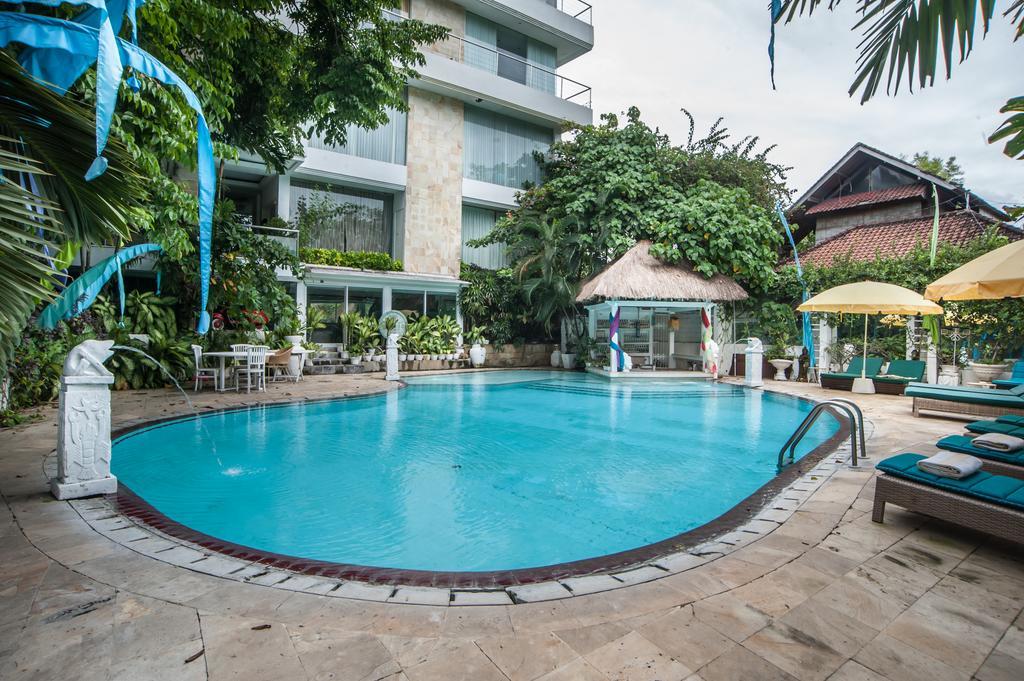 Bali Mystique Hotel & Apartment Семіньяк Екстер'єр фото