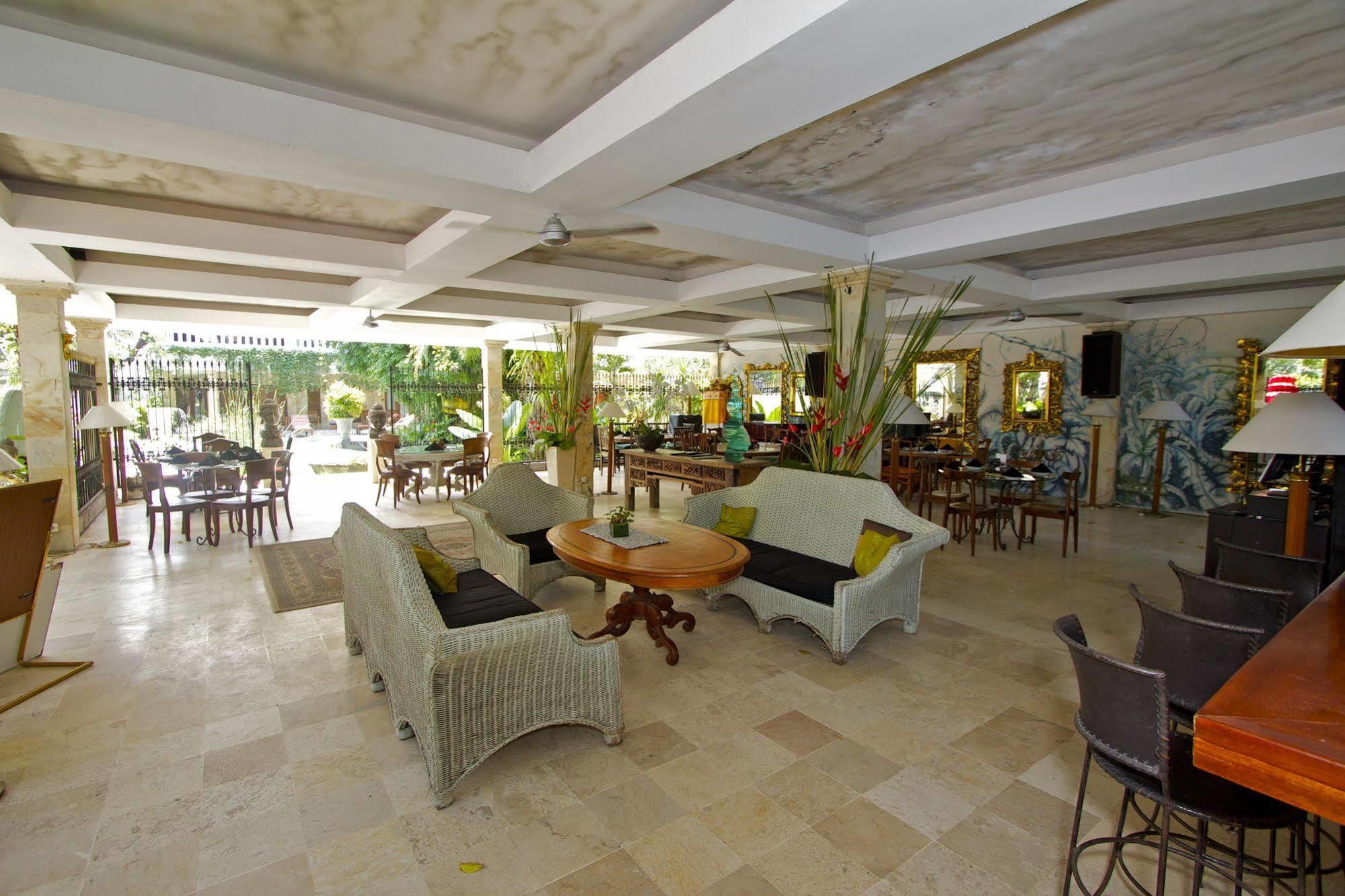 Bali Mystique Hotel & Apartment Семіньяк Екстер'єр фото