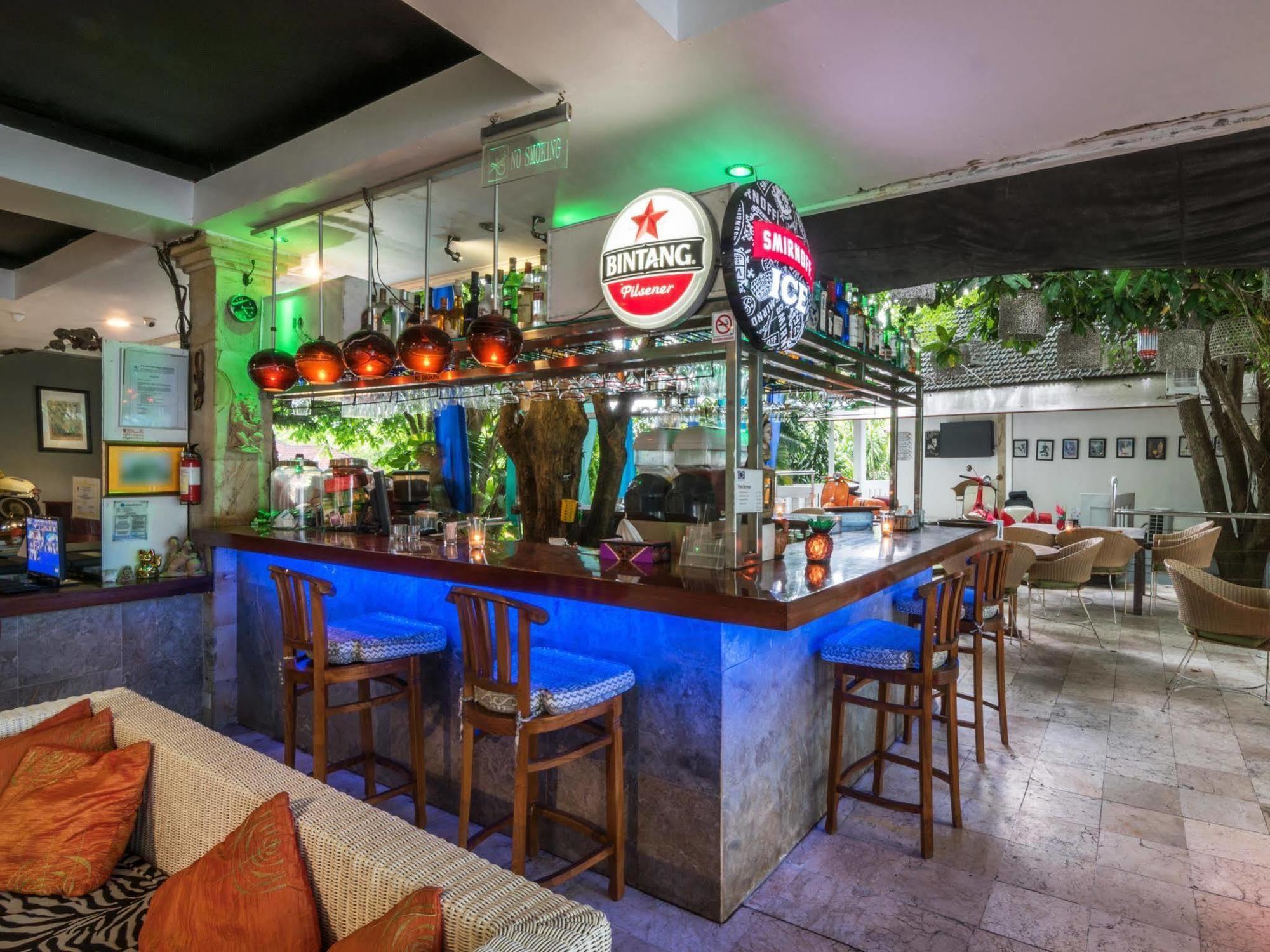 Bali Mystique Hotel & Apartment Семіньяк Екстер'єр фото