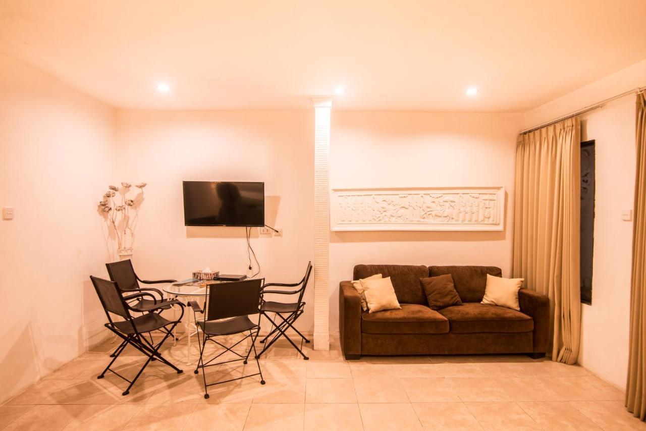 Bali Mystique Hotel & Apartment Семіньяк Екстер'єр фото