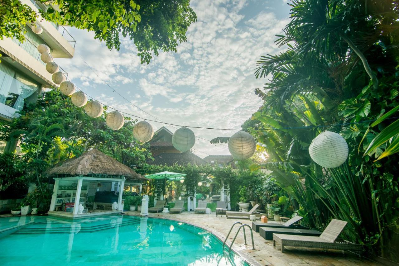 Bali Mystique Hotel & Apartment Семіньяк Екстер'єр фото